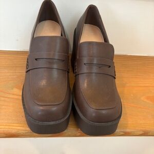 NEW JustFab Y2K Style Brown Cher Heeled Lug Sole Platform Loafers Womens 8.5